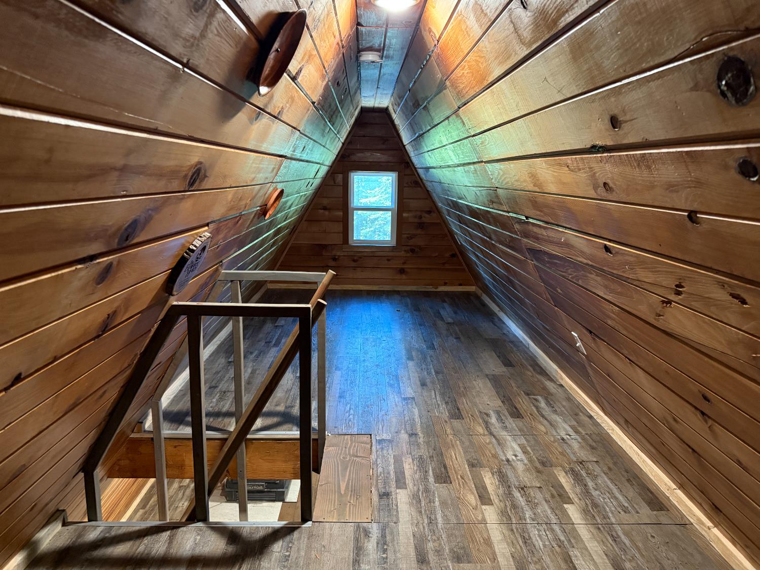 392 Boards Crossing Road Arnold, CA 95223 - Photo 28 of 31 a view of entryway with wooden floor