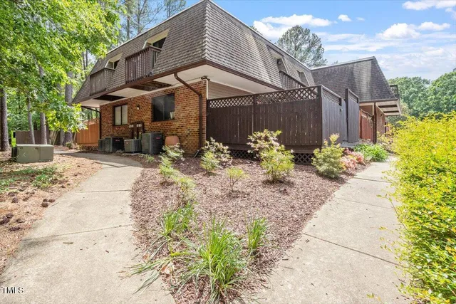 $270,000 | 294 Summerwalk Circle, Chapel Hill, NC 27517