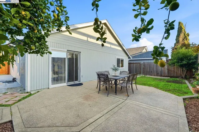 $920,000 | 33601 11th Street, Union City, CA 94587