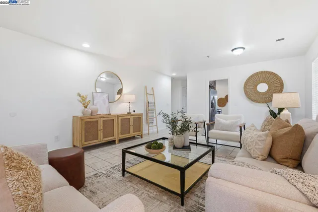 $920,000 | 33601 11th Street, Union City, CA 94587