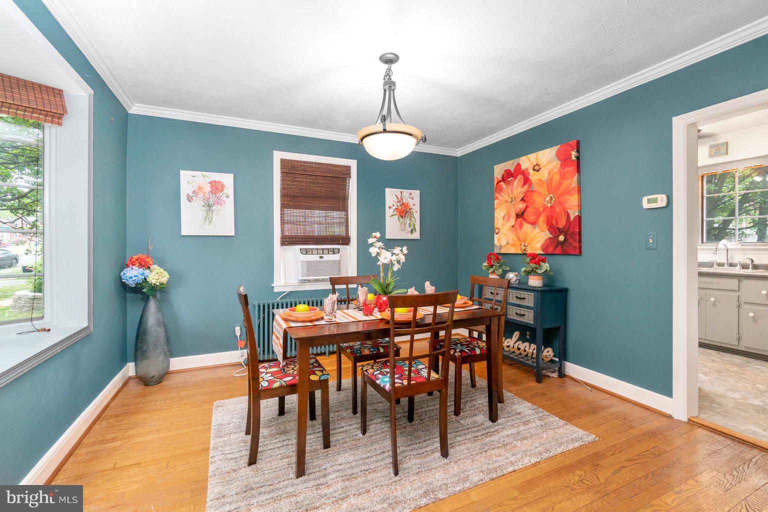 729 Manchester Road Baltimore, MD 21229 - Photo 8 of 41 Dining room