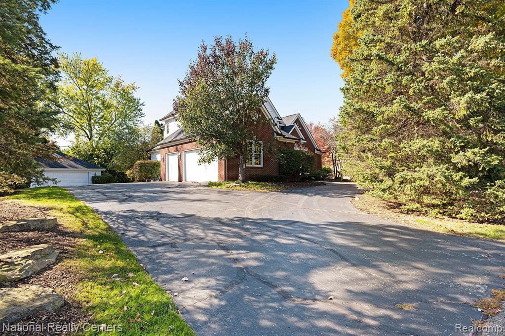 6370 Orion Road Rochester Hills, MI 48306 - Photo 37 of 53