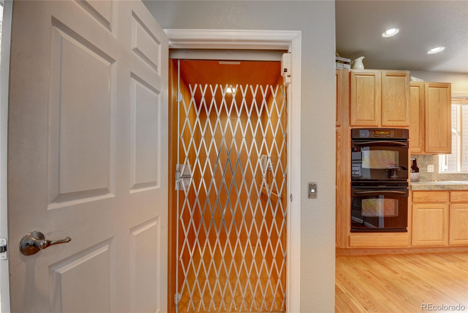 10484 Wagon Highlands Ranch Highlands Ranch, CO 80130 - Photo 34 of 40 Gallery Image 34