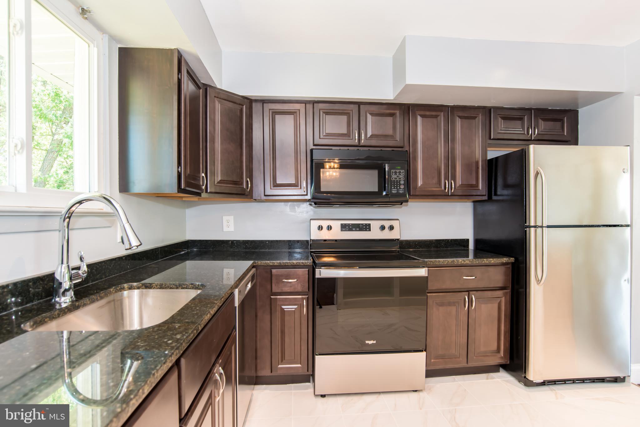 3917 Sadie Road Randallstown, MD 21133 - Photo 17 of 39 Kitchen