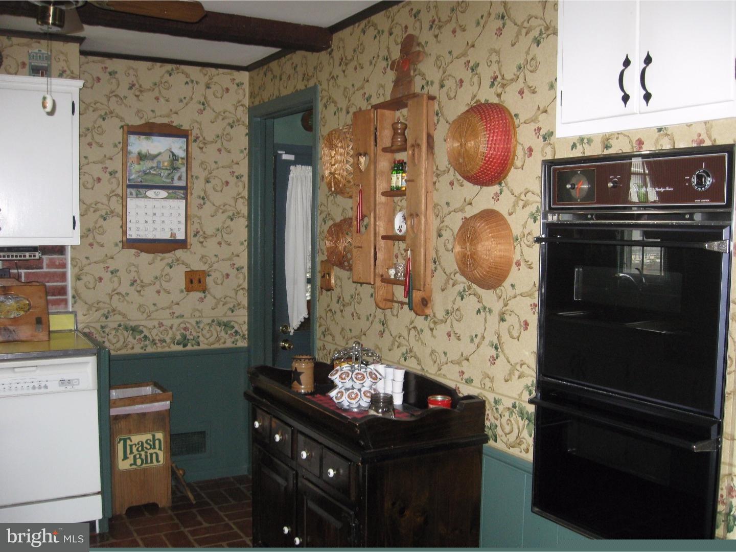 8 Bolton Road Trenton, NJ 08610 - Photo 11 of 25 Gallery Image 11