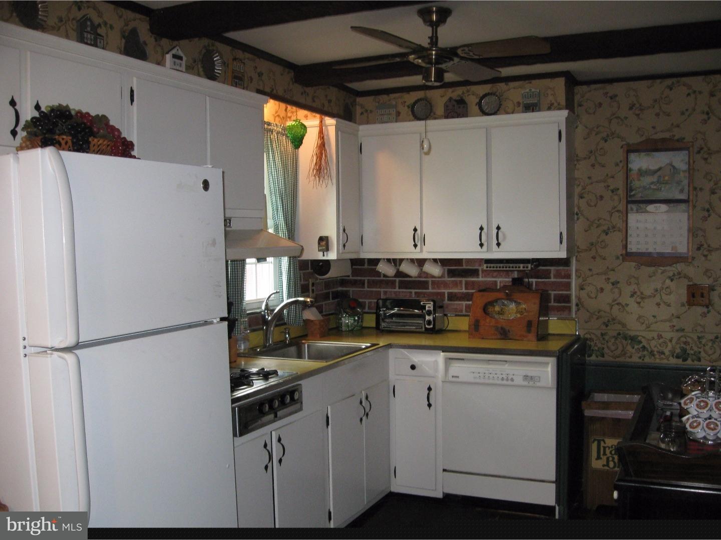 8 Bolton Road Trenton, NJ 08610 - Photo 10 of 25 Gallery Image 10