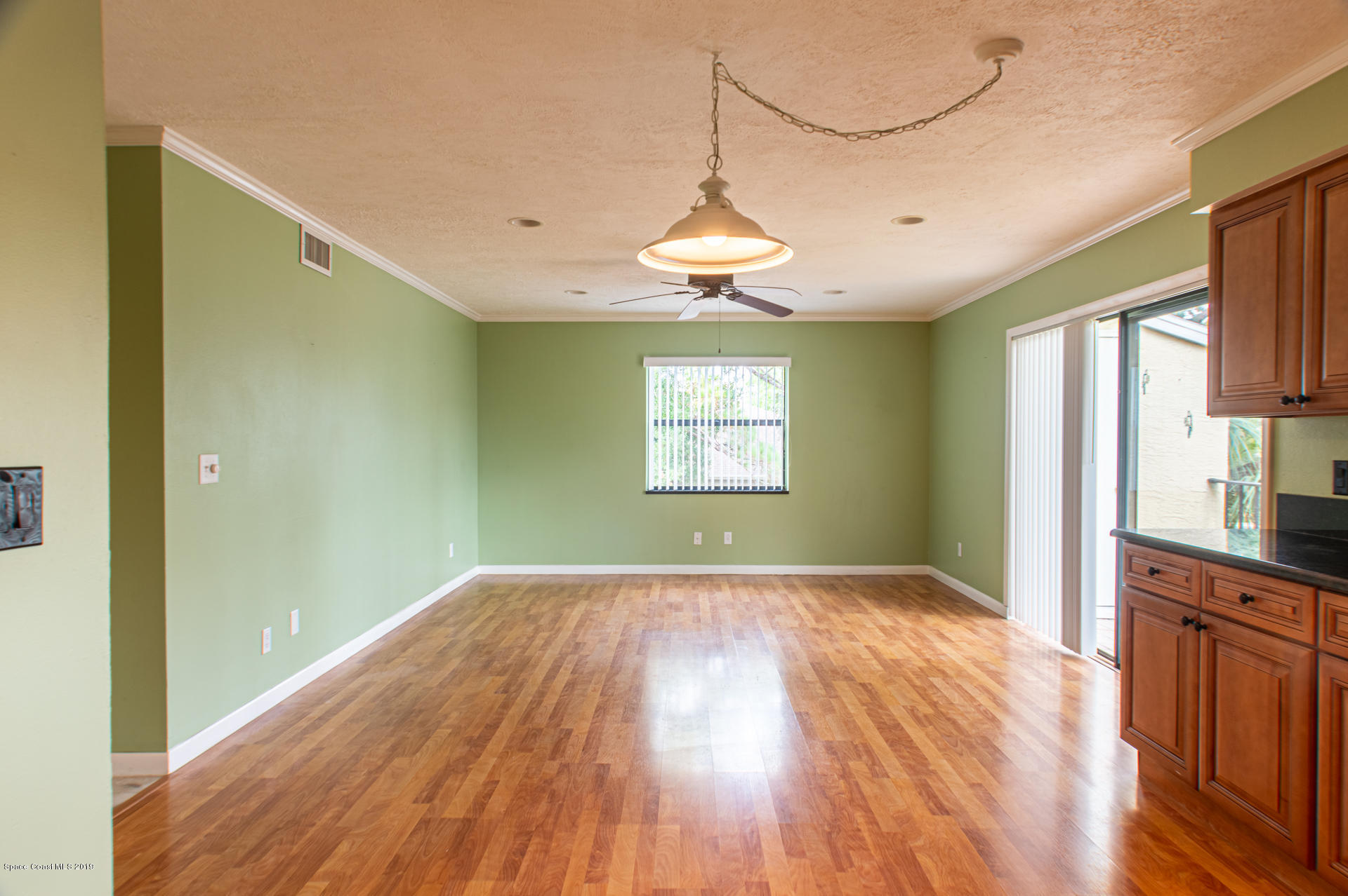 582 North Wickham Road, Unit 96 Melbourne, FL 32935 - Photo 5 of 22 _DSC0372-HDR