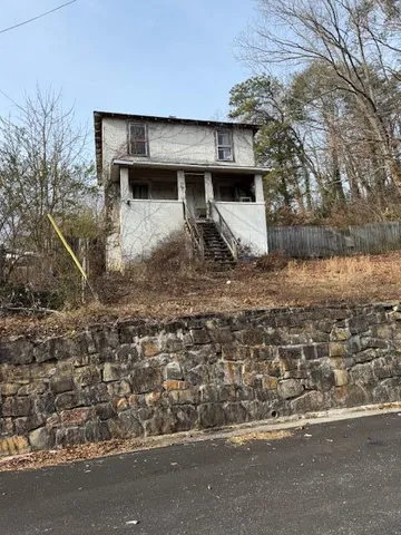 $33,750 | 829 Brussels Avenue, Clifton Forge, VA 24422