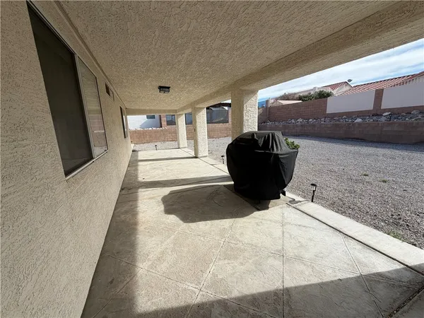 $2,000 | 2416 North Ridge Avenue, Bullhead City, AZ 86429