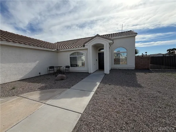 $2,000 | 2416 North Ridge Avenue, Bullhead City, AZ 86429