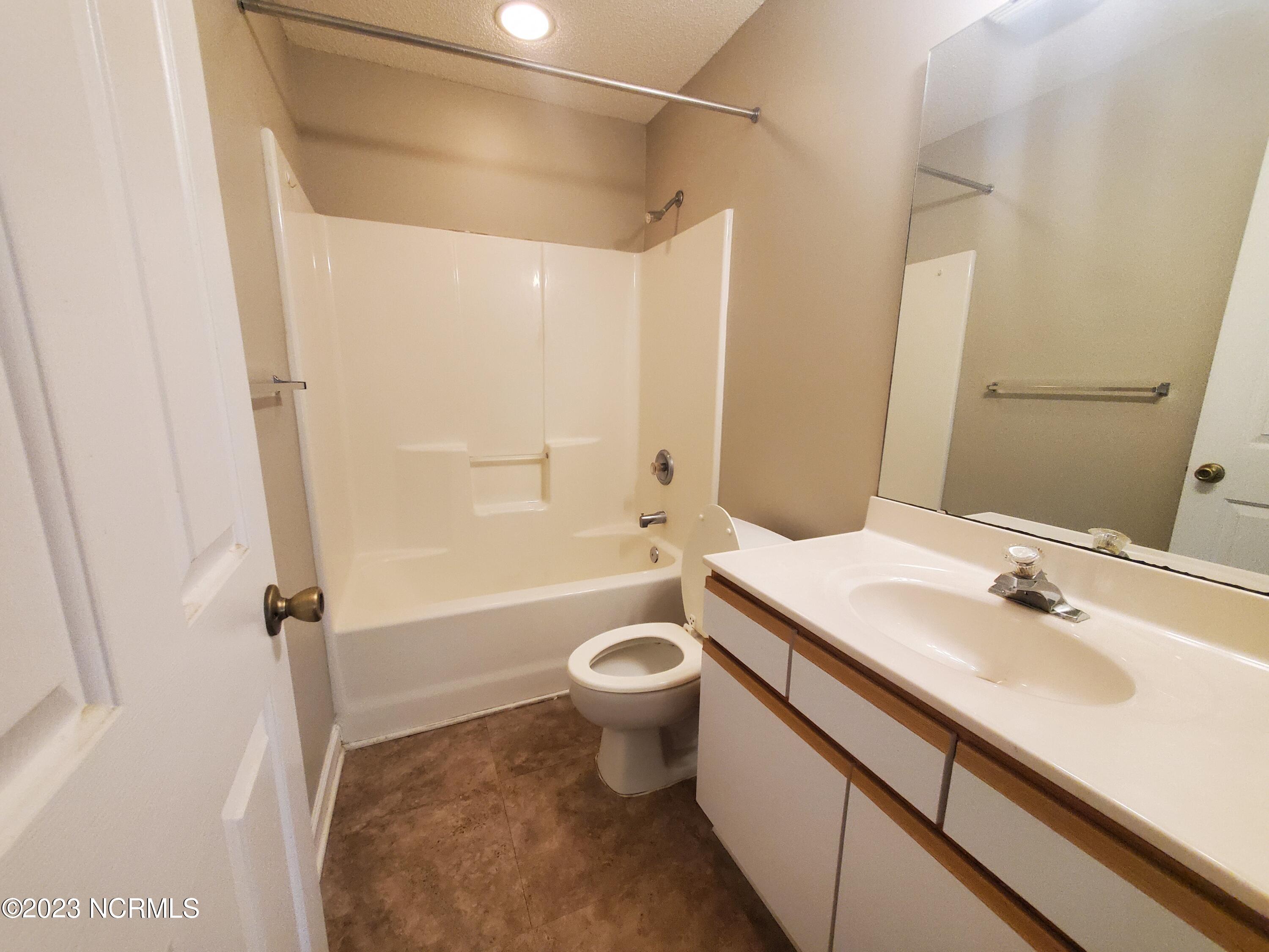 4660 Weyerhaeuser Road, Unit A Ayden, NC 28513 - Photo 13 of 16 20230726_152735