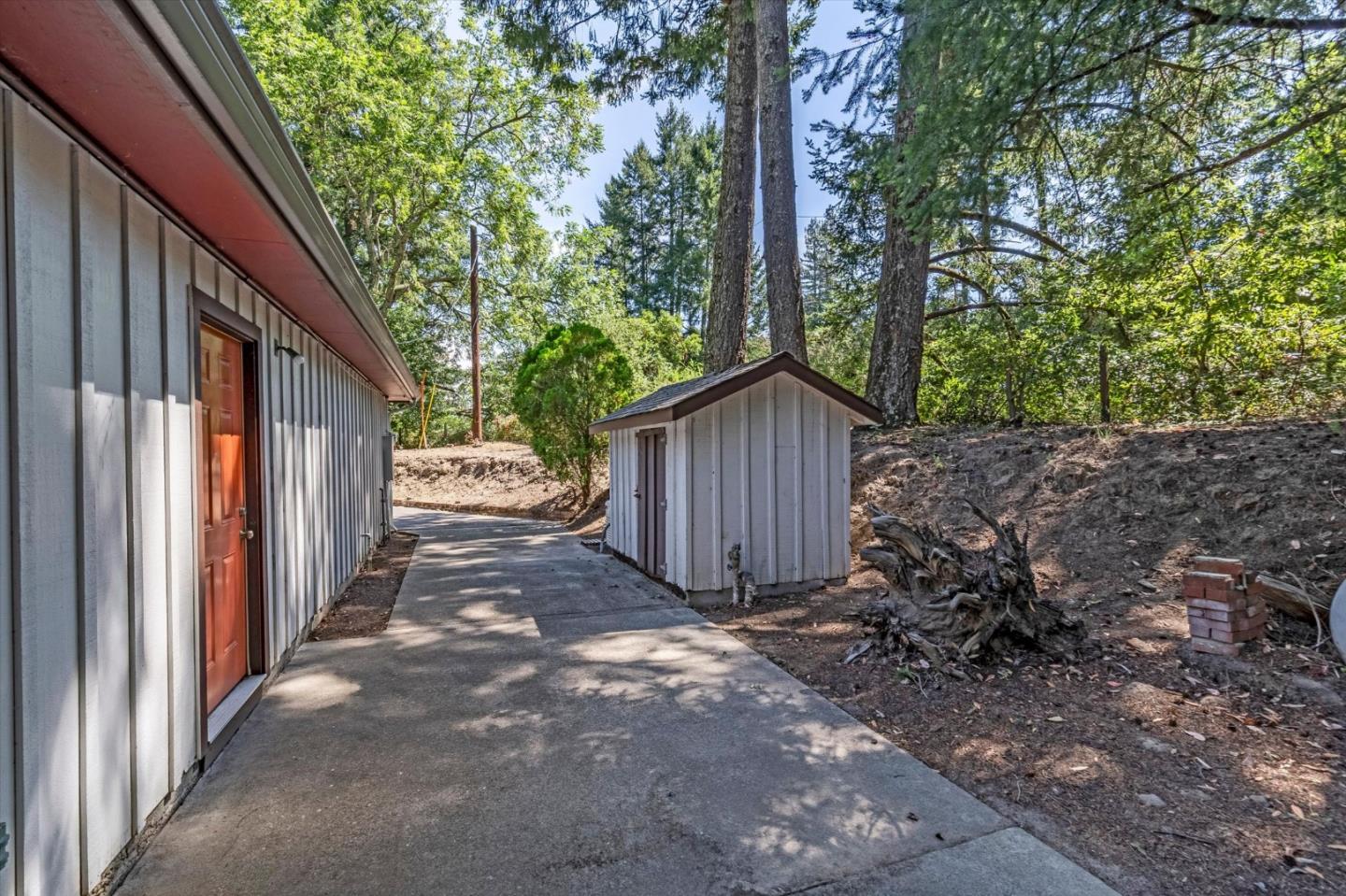 22425 Summit Road Los Gatos, CA 95033 - Photo 26 of 42 Gallery Image 26