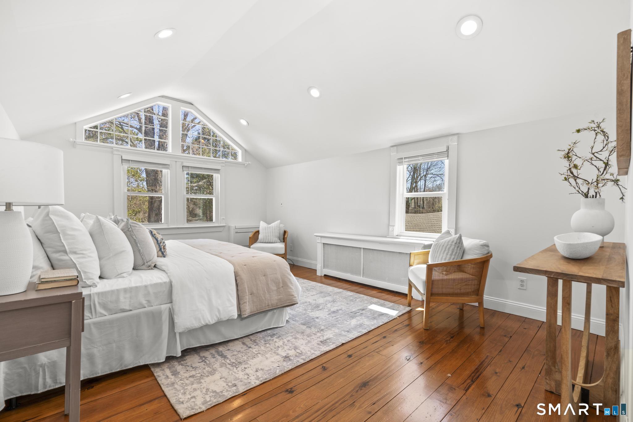 1090 Ridgefield Road Wilton, CT 06897 - Photo 19 of 37