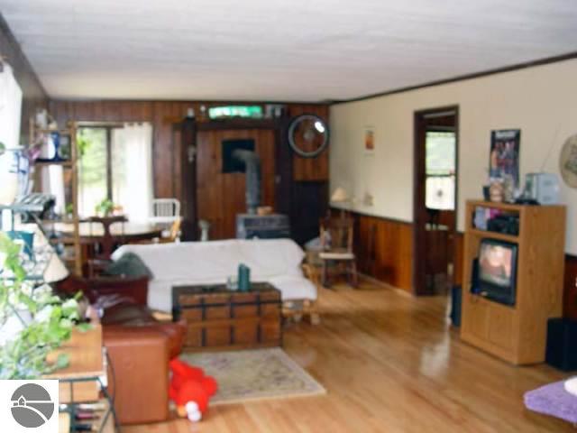 2387 Harris Road Beulah, MI 49617 - Photo 9 of 9 1651678-8.JPG