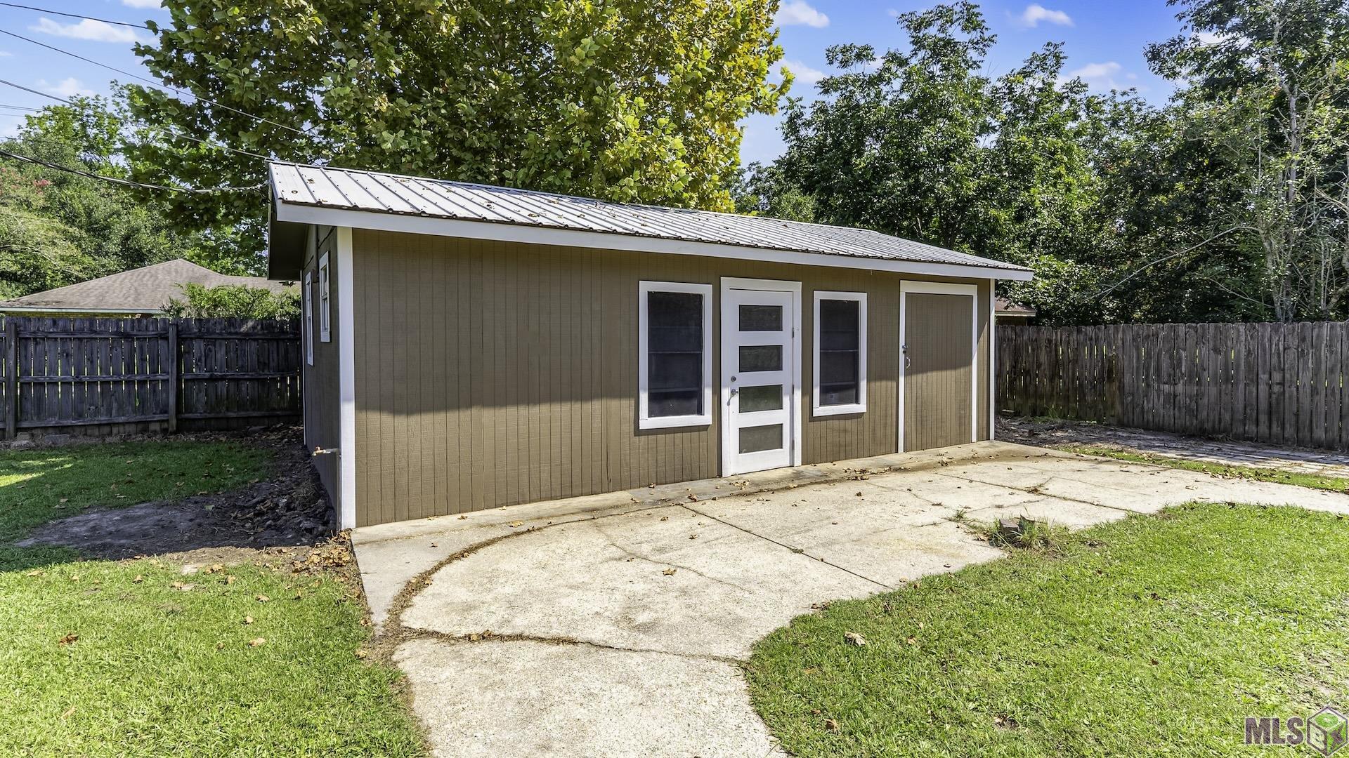 14430 Roddy Road Gonzales, LA 70737 - Photo 26 of 30