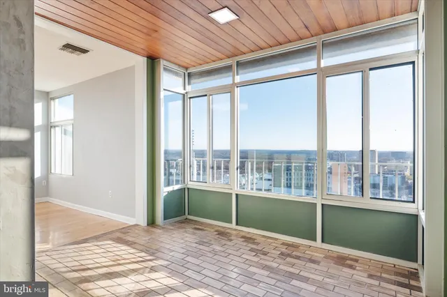 $250,000 | 28 Allegheny Avenue, Unit 2710, Towson, MD 21204