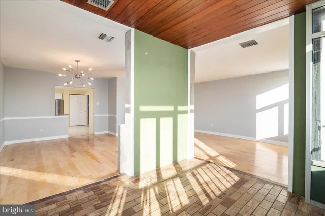 $250,000 | 28 Allegheny Avenue, Unit 2710, Towson, MD 21204