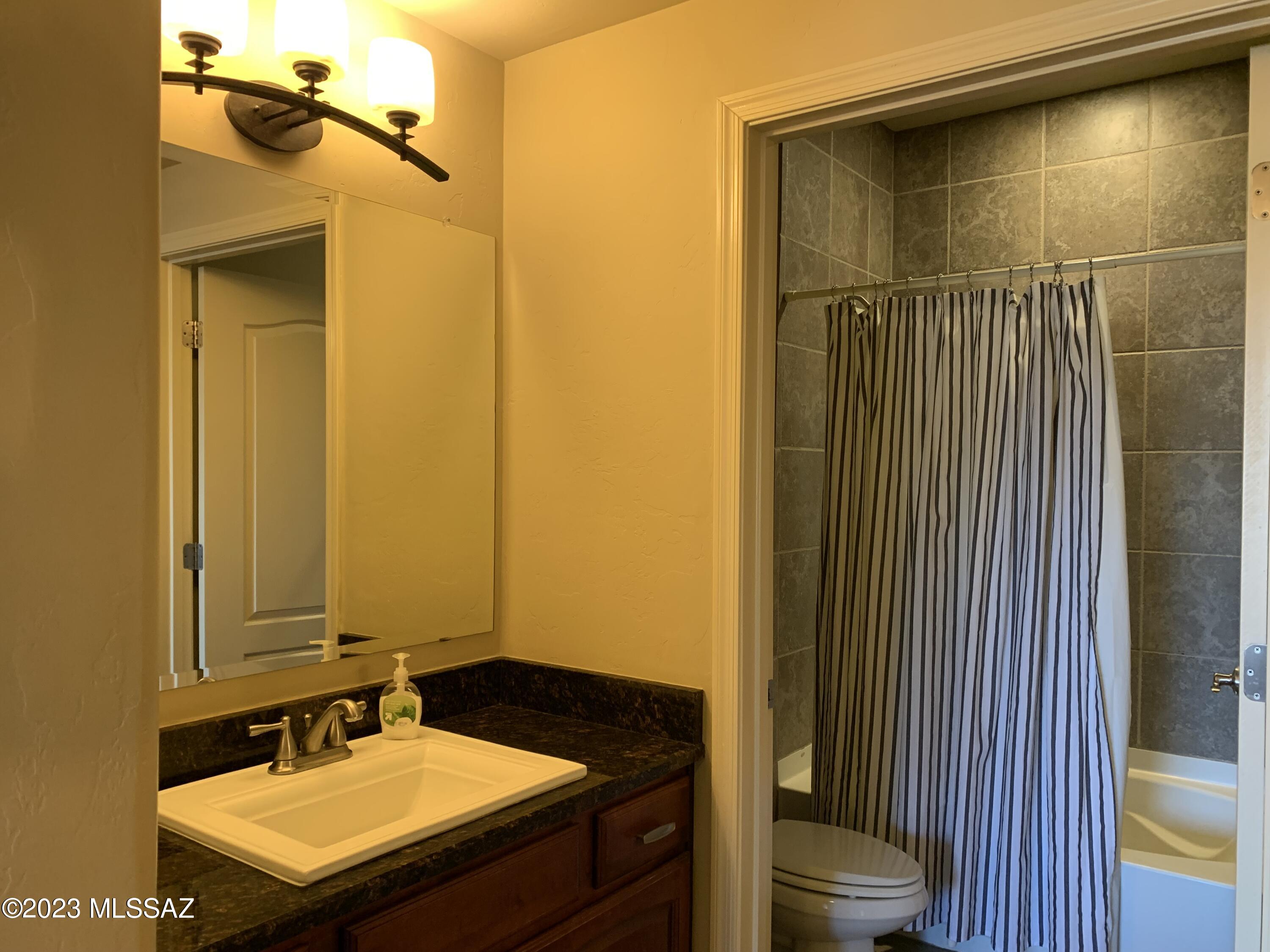 2550 East River Road, Unit 16301 Tucson, AZ 85718 - Photo 19 of 36 IMG_9109