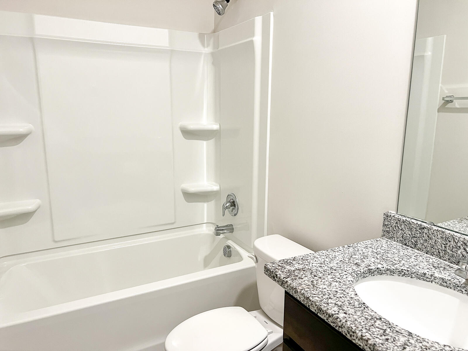 1286 Warrens Way Manning, SC 29102 - Photo 8 of 14 Primary Bath