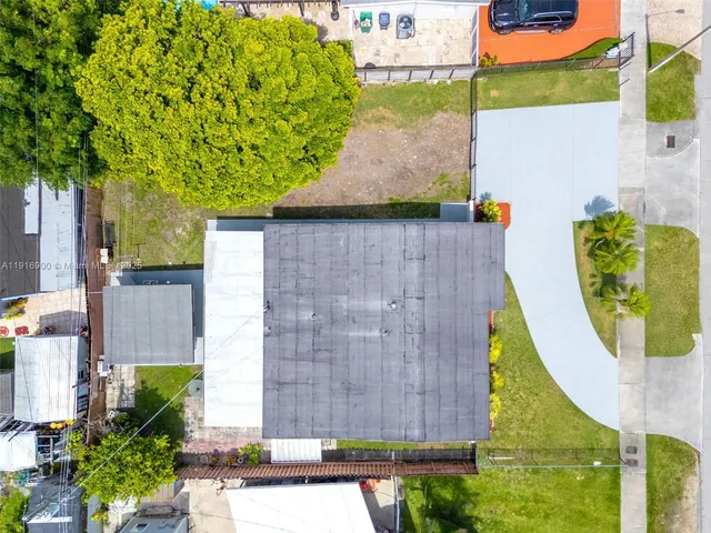 $688,000 | 11030 Southwest 42nd Street, Miami, FL 33165