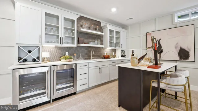 $1,599,990 | 11800 Parkgate Drive, Nokesville, VA 20181