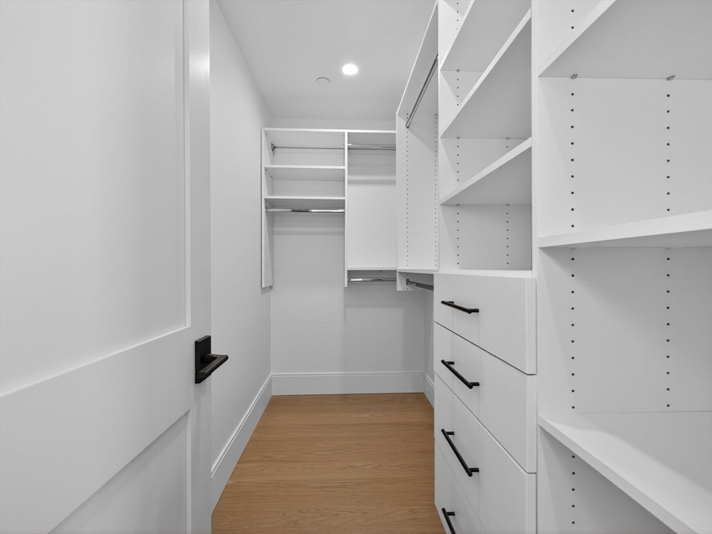 427 East 6th Street, Unit 3 Boston, MA 02127 - Photo 14 of 22