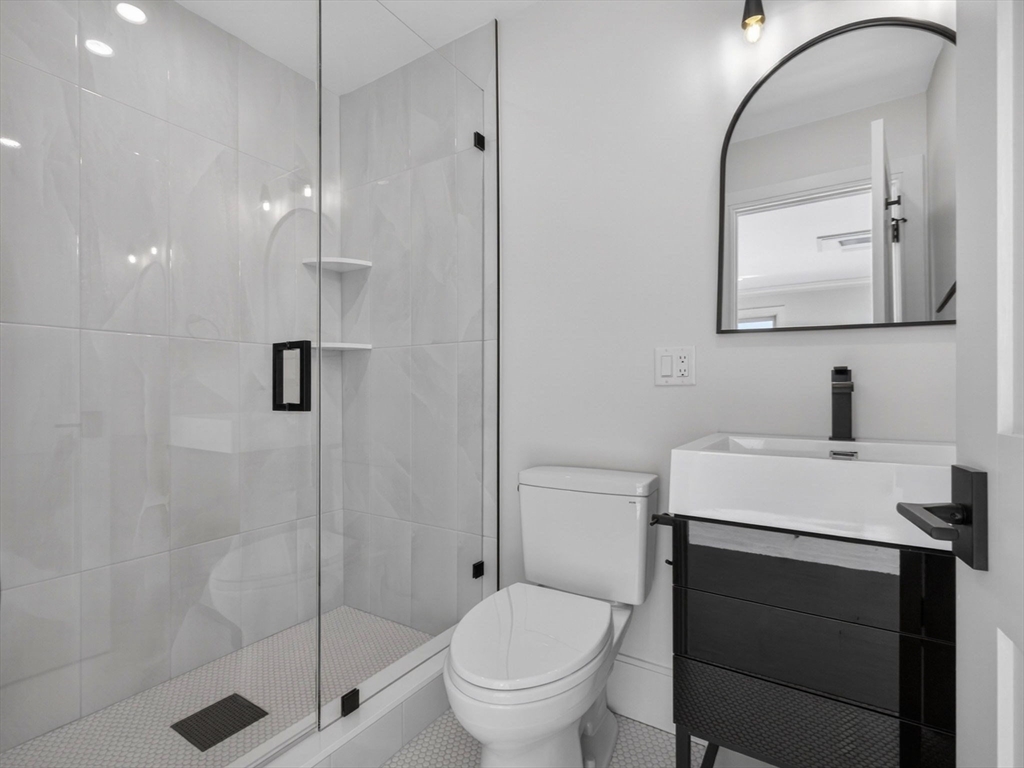 427 East 6th Street, Unit 3 Boston, MA 02127 - Photo 10 of 22