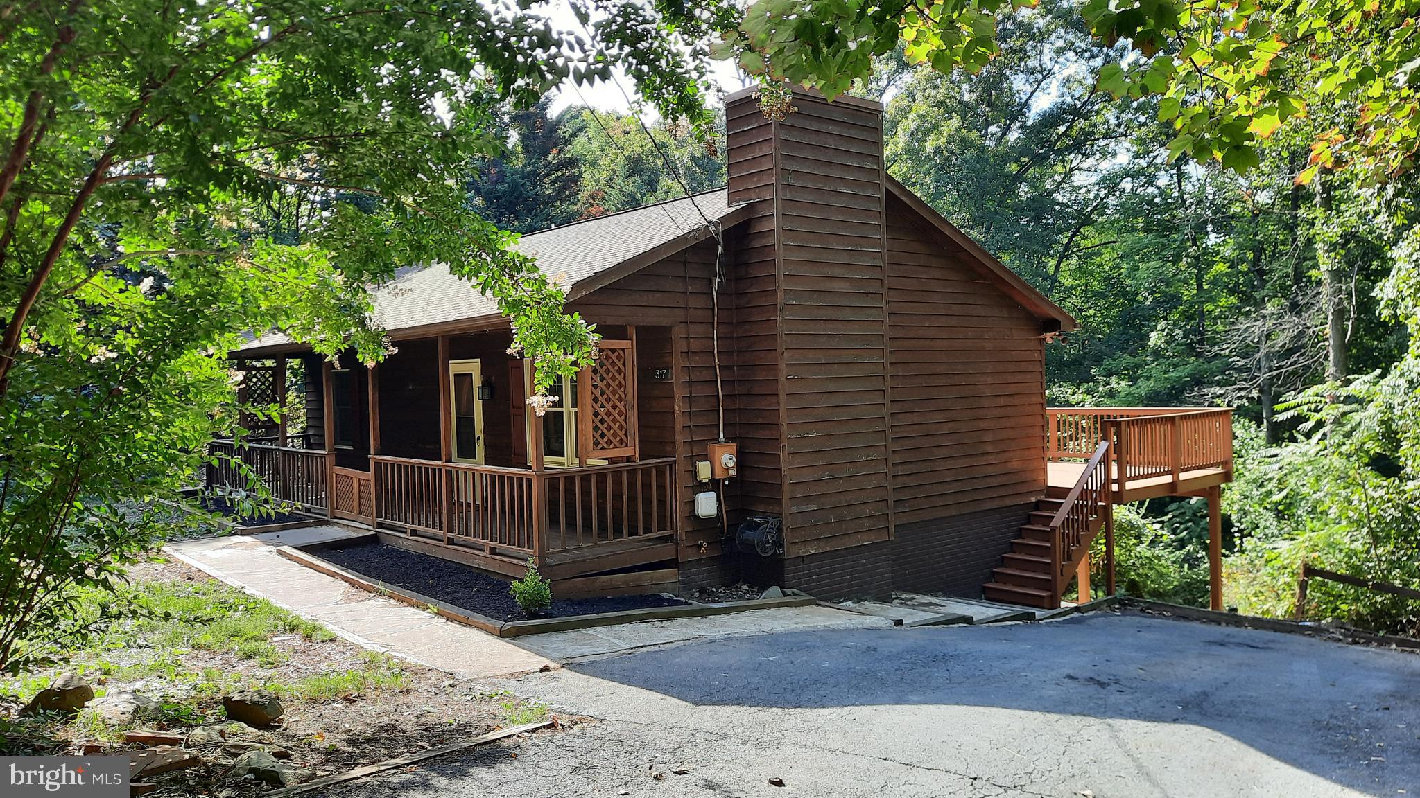 317 Long View Road Linden, VA 22642 - Photo 1 of 43 Private country setting