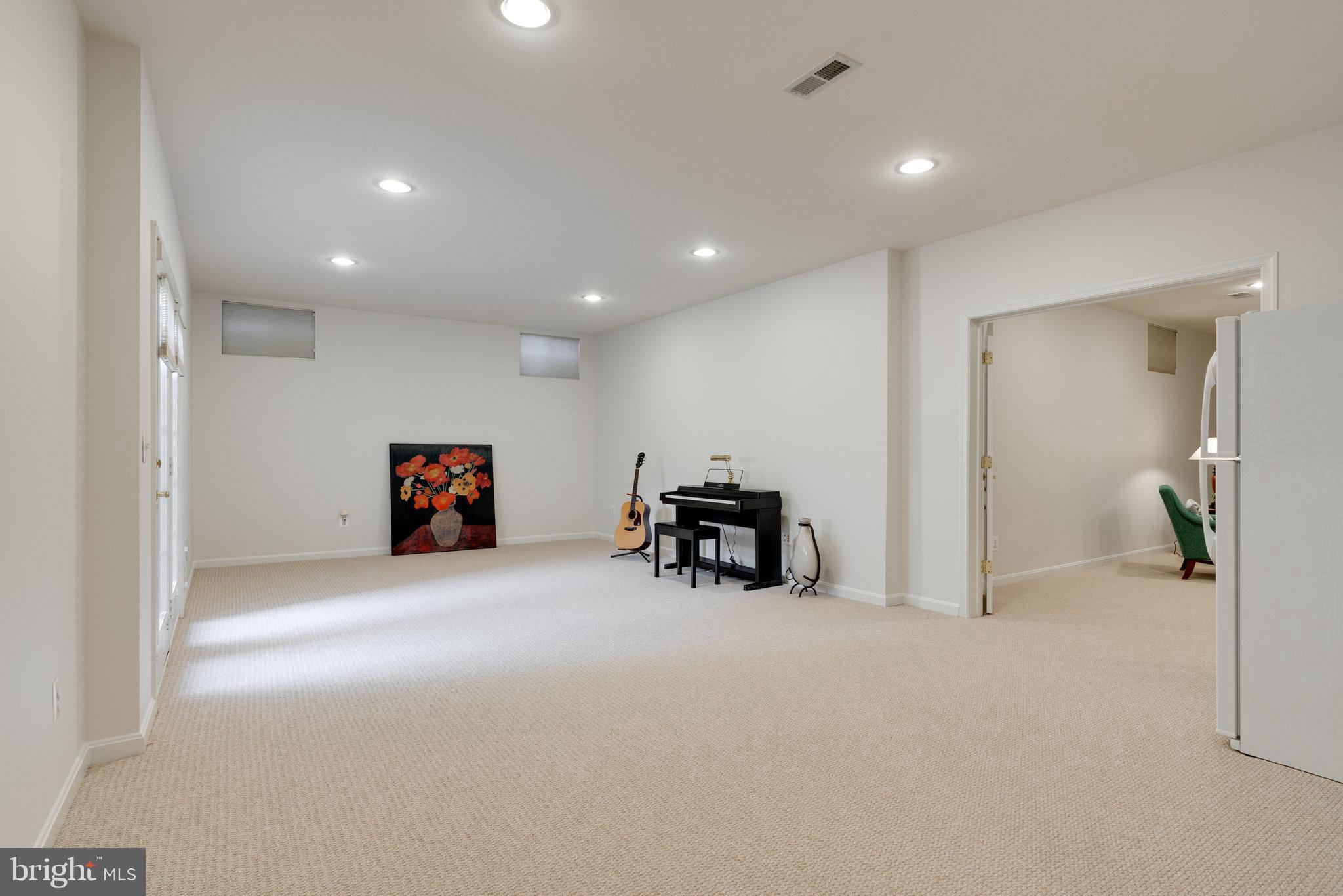 6241 Rolling Spring Court Springfield, VA 22152 - Photo 56 of 65