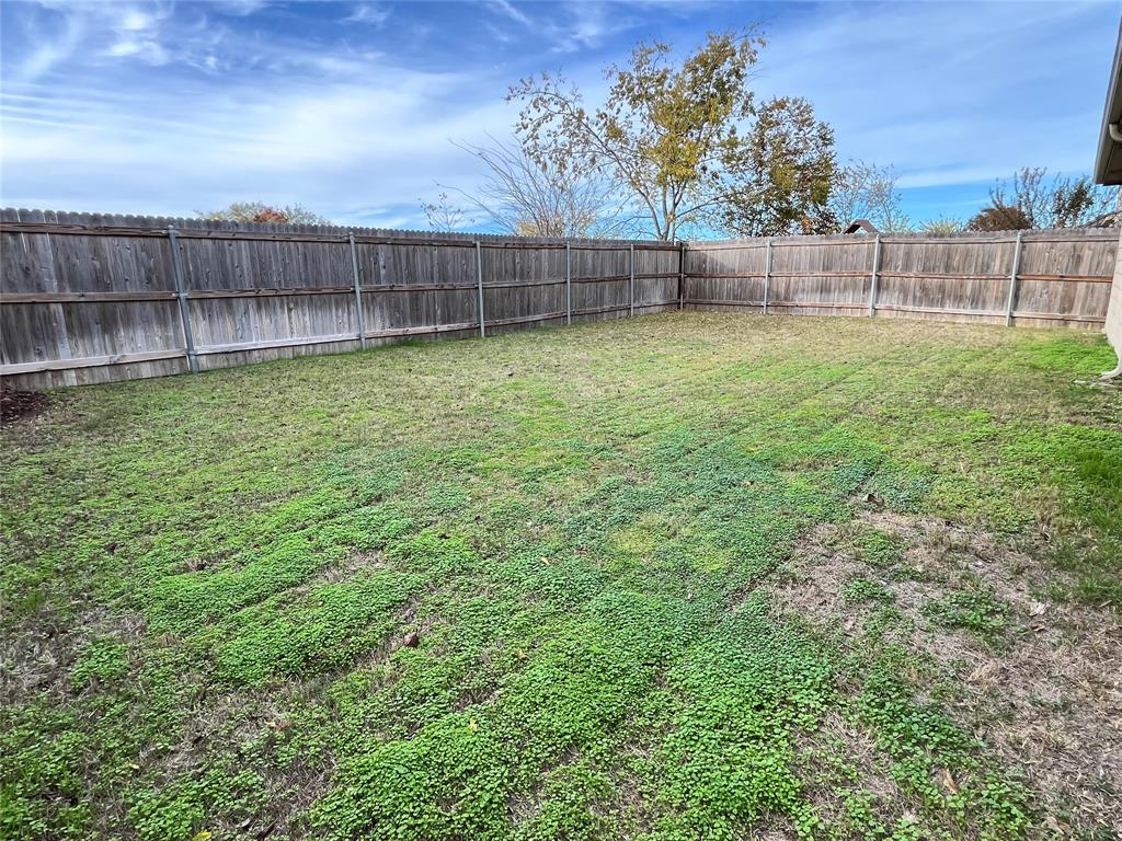 921 Raleigh Path Denton, TX 76208 - Photo 21 of 22