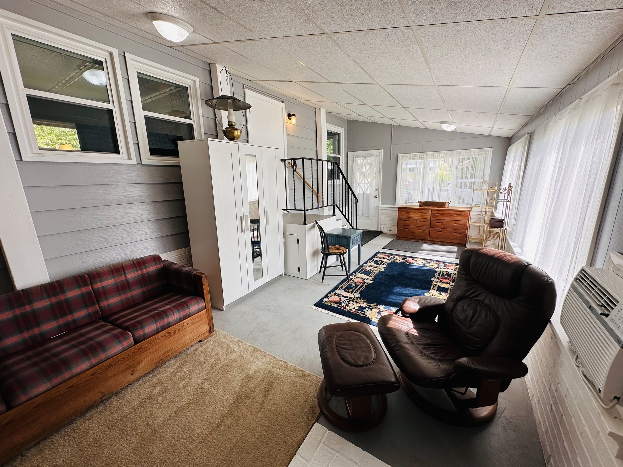 47 Contessa Lane Springfield, MA 01119 - Photo 6 of 28 Gallery Image 6