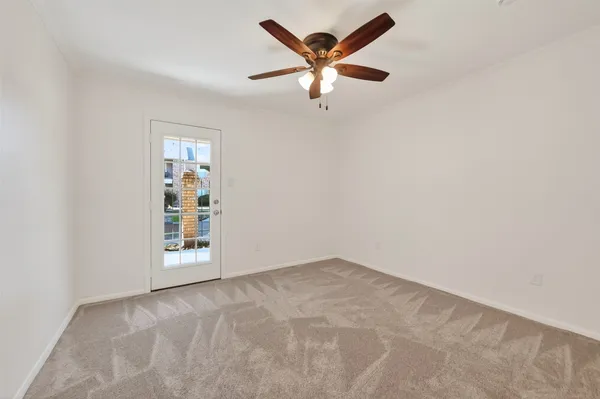 $1,000 | 3770 Loverswood Drive, Unit 1006, Houston, TX 77014