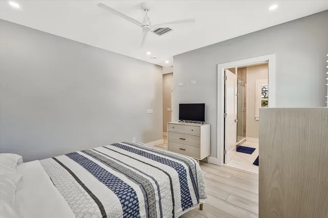 $7,500 | 425 Hugh Street, Jupiter, FL 33458