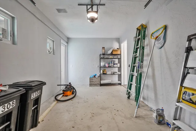 $7,500 | 425 Hugh Street, Jupiter, FL 33458