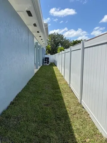 $7,500 | 425 Hugh Street, Jupiter, FL 33458