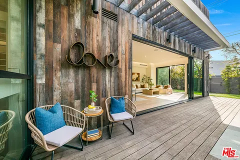 $5,299,000 | 1620 Electric Avenue, Venice, CA 90291