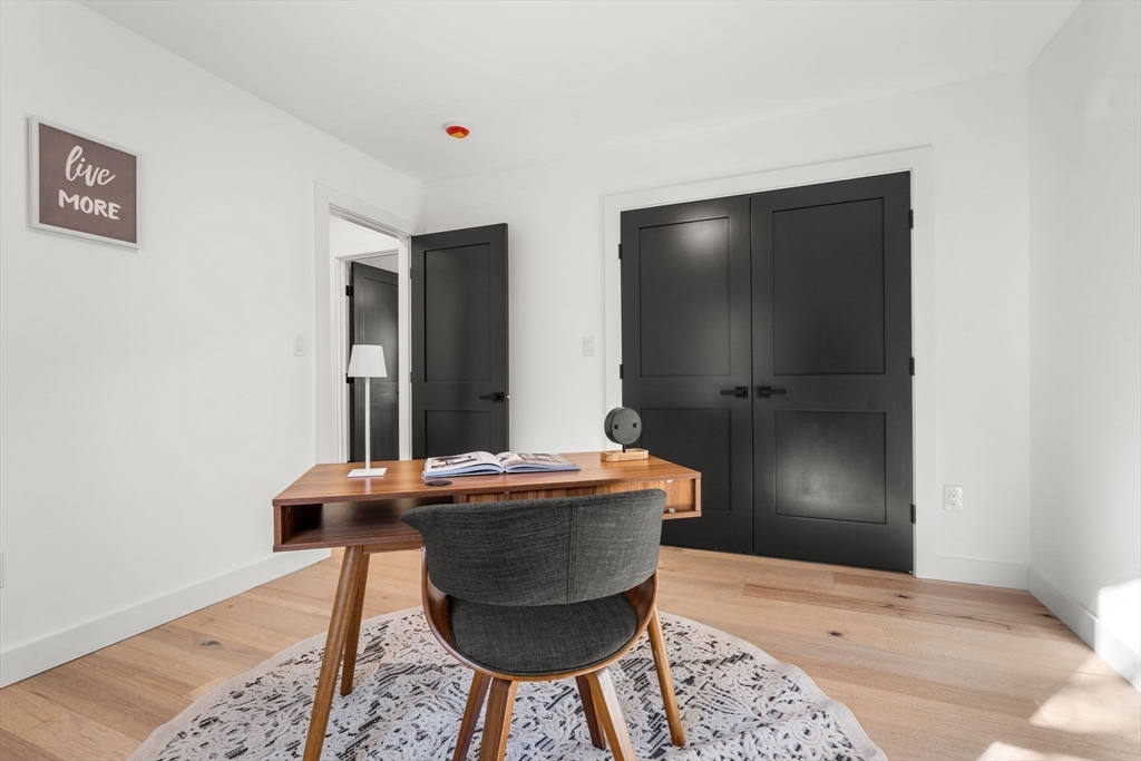 45 Charles Street Wakefield, MA 01880 - Photo 30 of 42 a room with table and chair