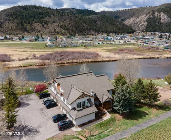 $825,000 | 105 Crazy Horse Point, Unit 105, Edwards, CO 81632