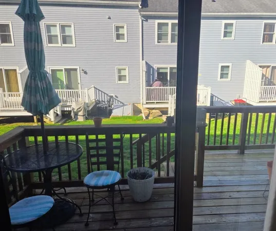 $2,900 | 16 Pinecrest Village, Unit 16, Hopkinton, MA 01748