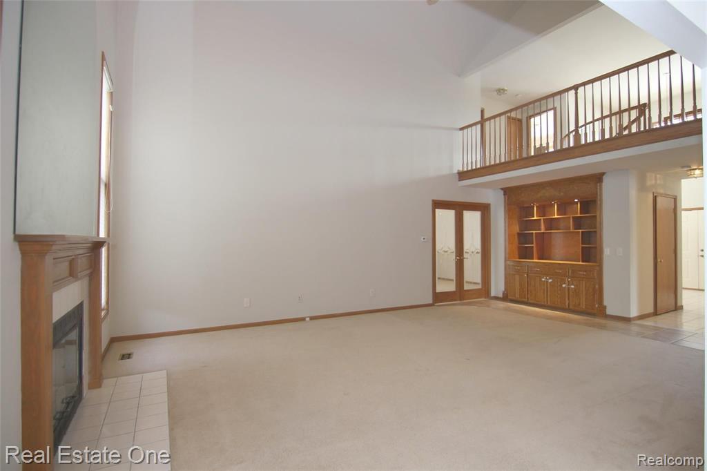 945 Maidstone Drive Rochester Hills, MI 48307 - Photo 9 of 25