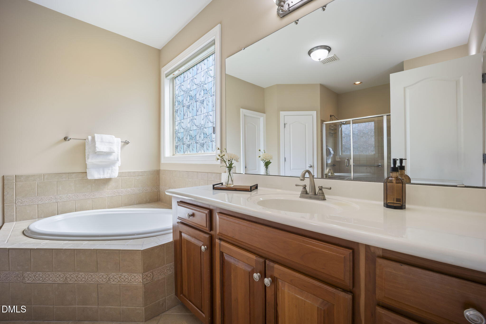 5402 Sutteridge Court Durham, NC 27713 - Photo 29 of 61 35-web-or-mls-484A4741