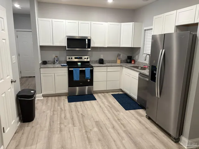 $248,000 | 2318 West Lakeview Avenue, Pensacola, FL 32505