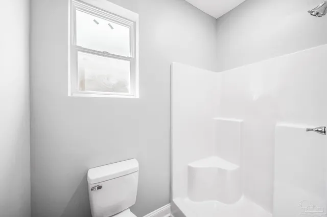 $248,000 | 2318 West Lakeview Avenue, Pensacola, FL 32505