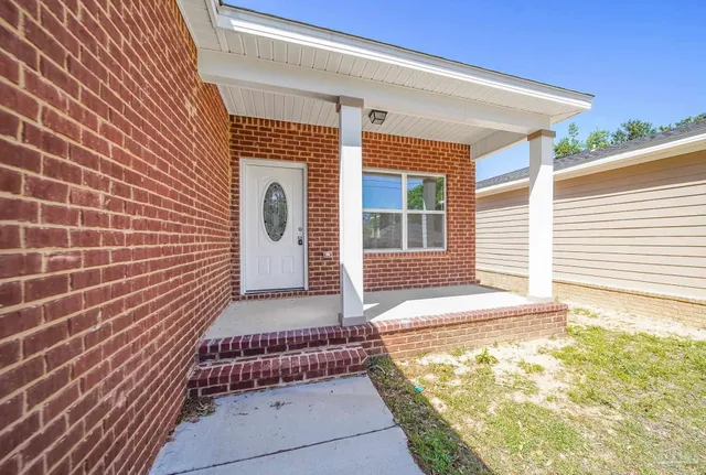 $248,000 | 2318 West Lakeview Avenue, Pensacola, FL 32505