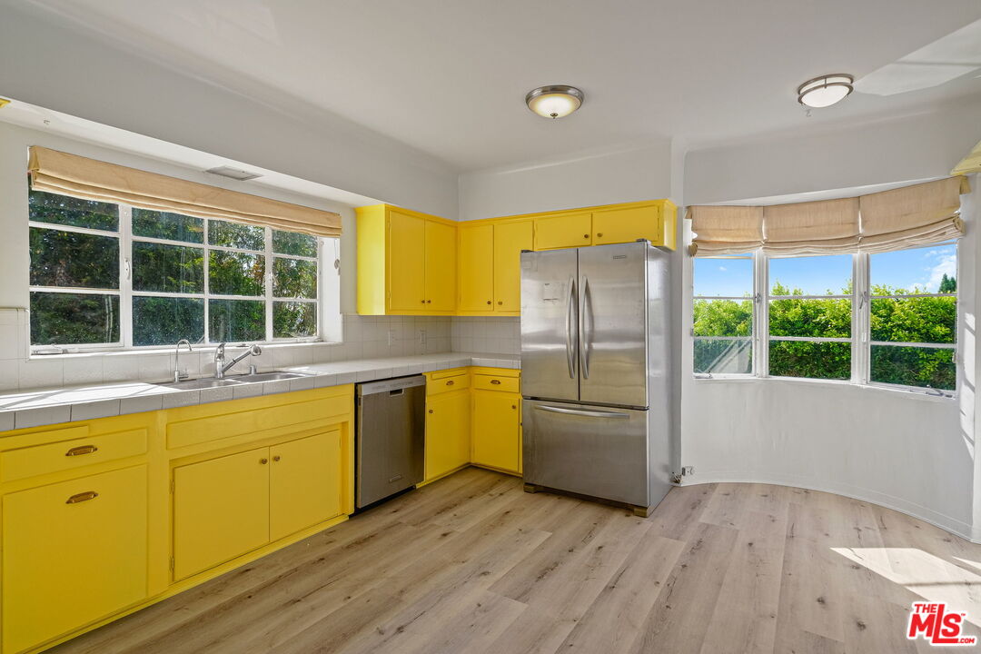 1968 Cummings Drive Los Angeles, CA 90027 - Photo 12 of 26