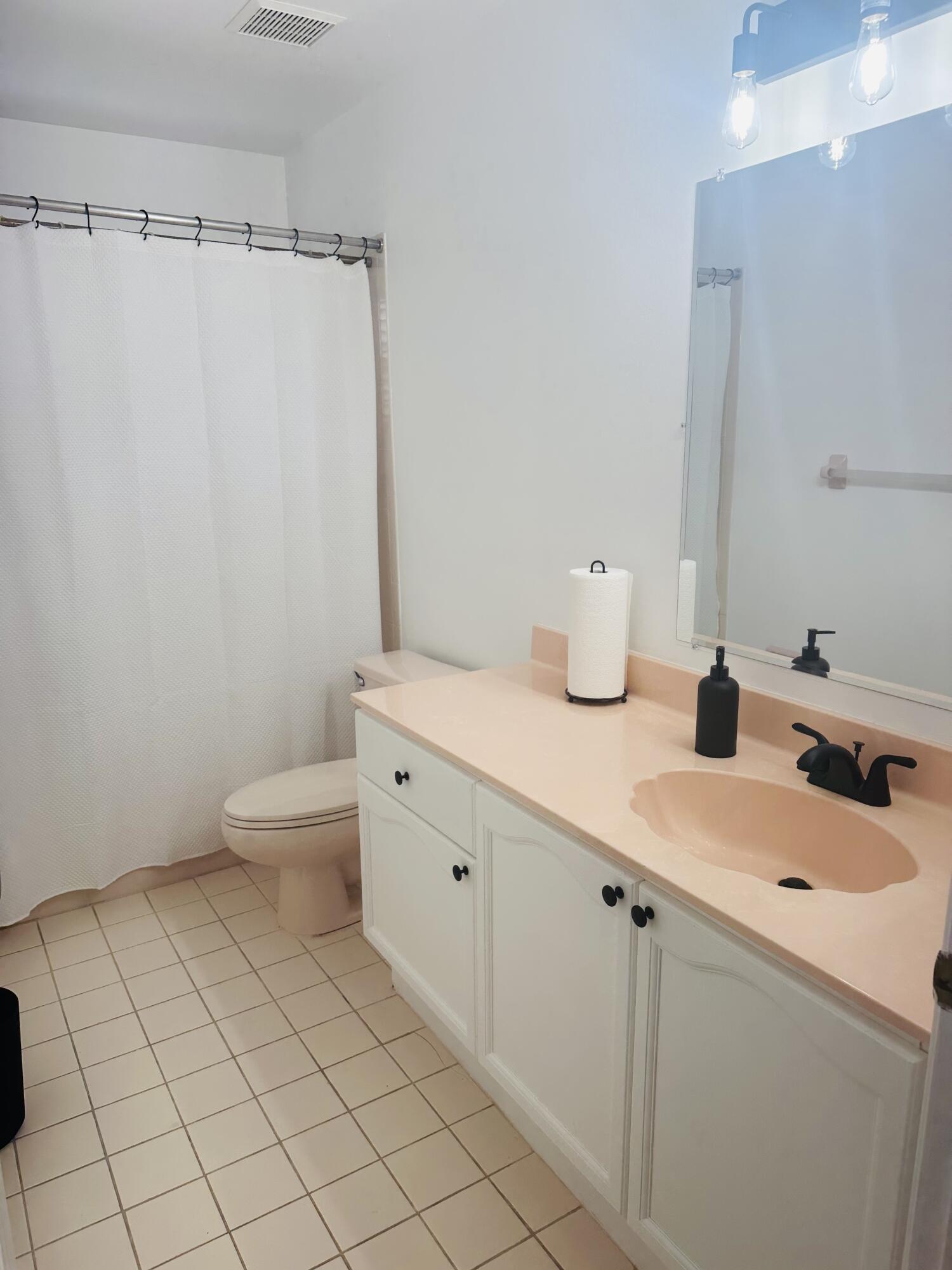15728 86th Road North Loxahatchee, FL 33470 - Photo 18 of 20 2 BATHROOM