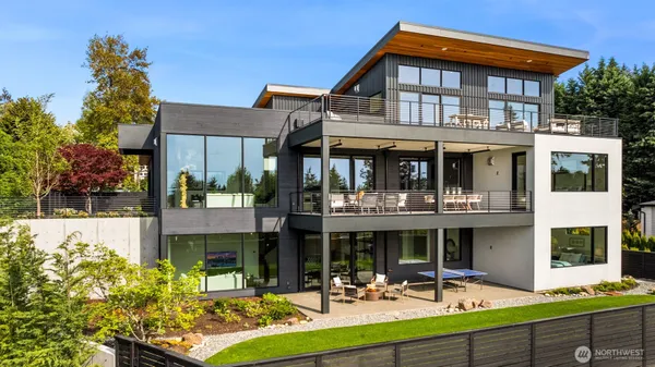 $8,200,000 | 1032 89th Avenue Northeast, Bellevue, WA 98004