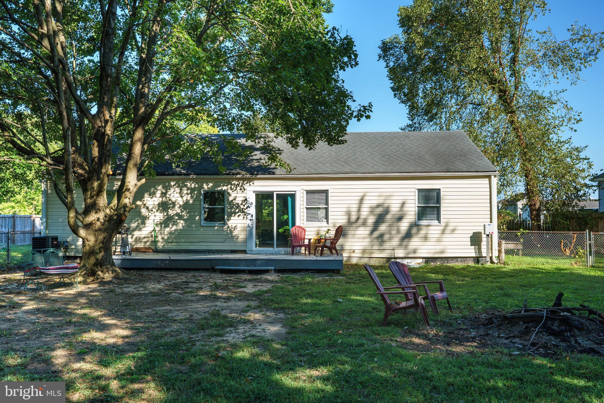 204 Long Point Road Stevensville, MD 21666 - Photo 33 of 34 a house view with sitting space and garden