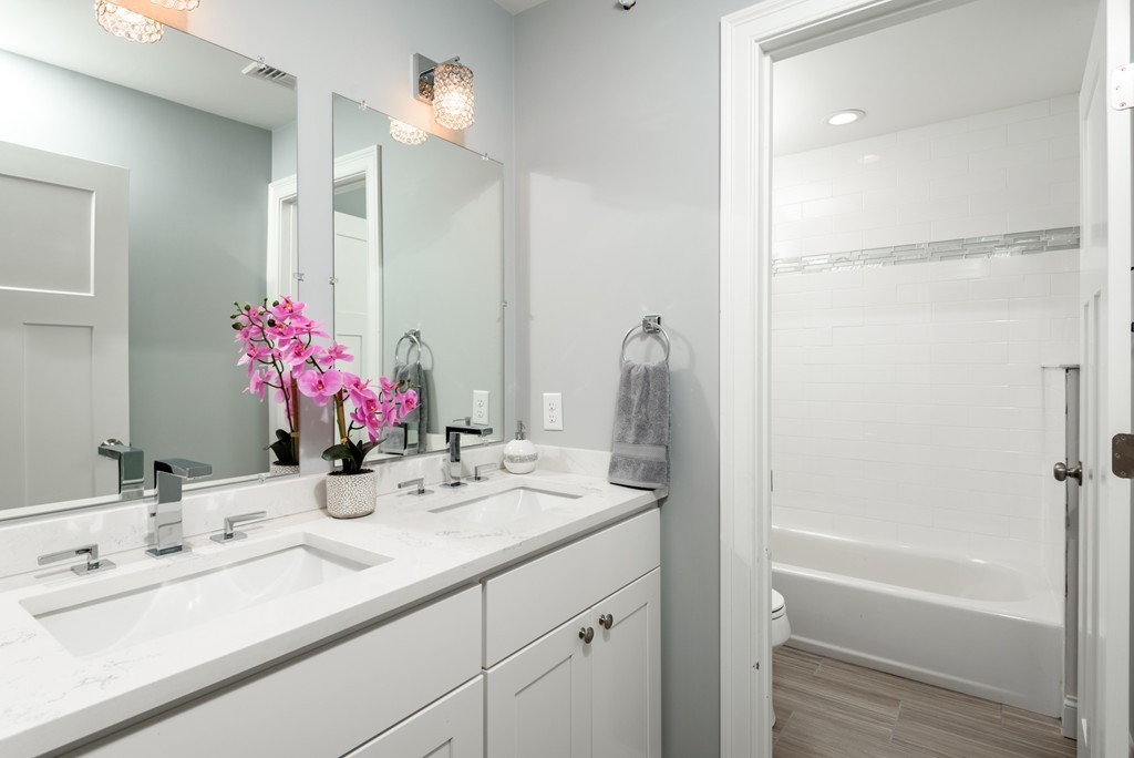 33 Oval Road, Unit 3 Quincy, MA 02170 - Photo 15 of 19 Gallery Image 15
