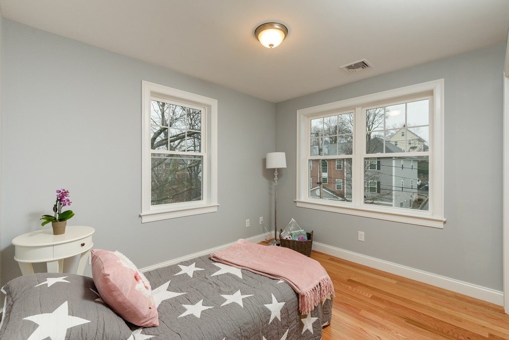 33 Oval Road, Unit 3 Quincy, MA 02170 - Photo 16 of 19 Gallery Image 16